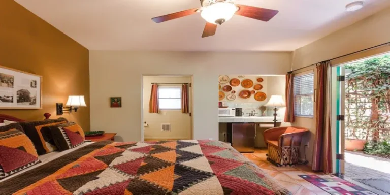 Maria's Pueblo Room